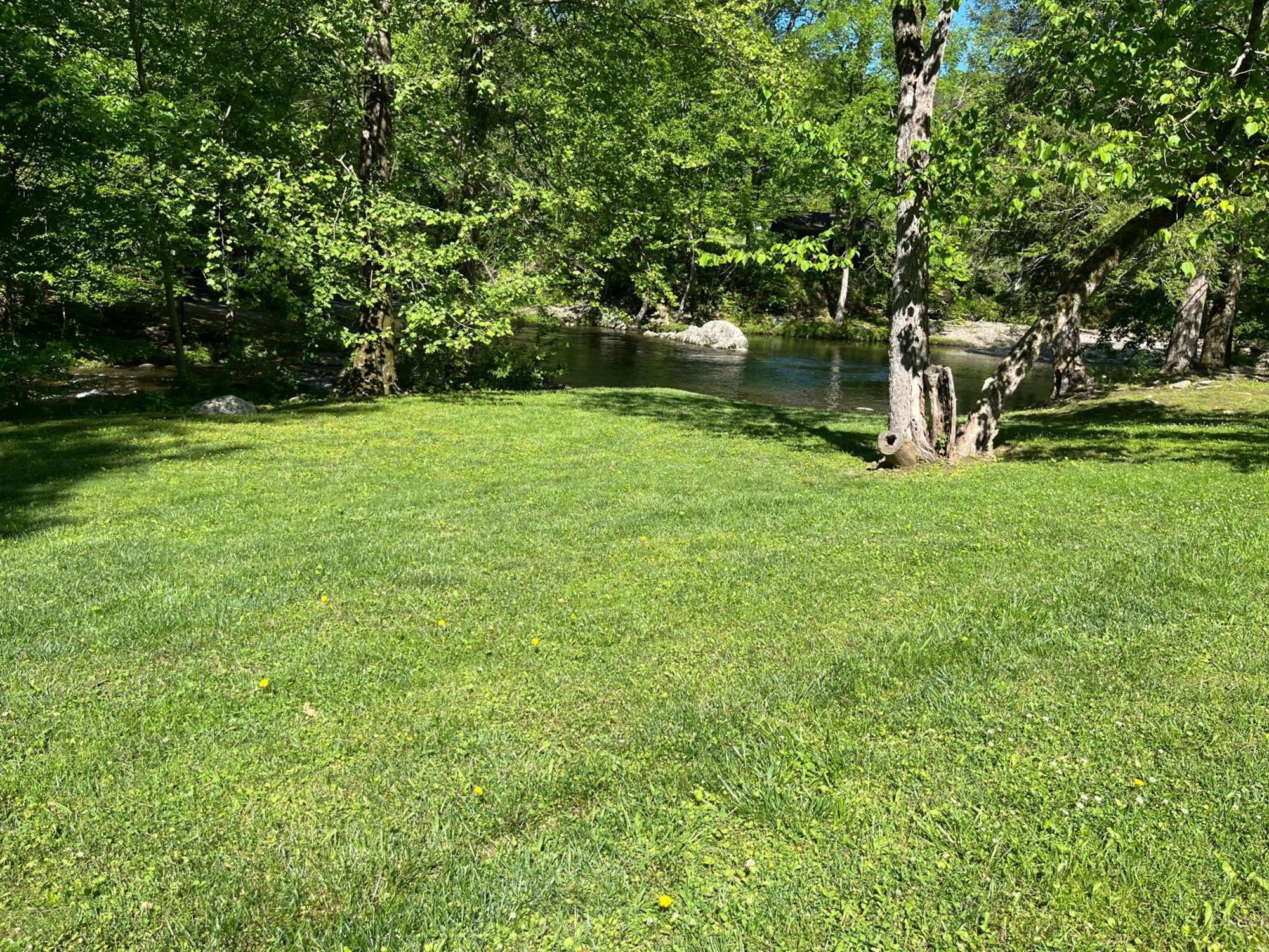 Emma'S Cottage #537 เซอเวียร์วีล ภายนอก รูปภาพ